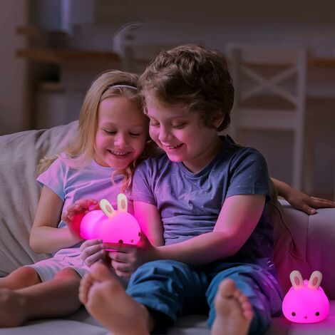 WHA&DARREN Lapin Veilleuse Enfant bébé veilleuse lampe de chevet en silicone  portable lumière multicolore avec télécommande Veilleuse Led soin des yeux  luminosité et couleur réglables Cadeau Lampe : : Luminaires et  Éclairage