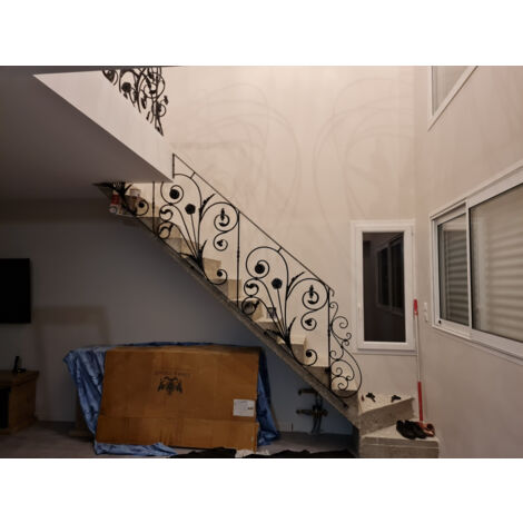 Panneau décoratif avec détails feuilles et fleurs - H970mm L780mm Section en rond lisse Ø12mm - Modèle DROIT - Fer forgé à souder - DECO FER FORGE