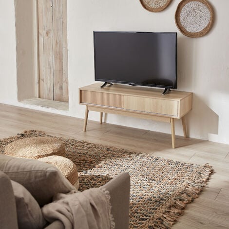 Mueble tv de madera con dos cajones y ruedas