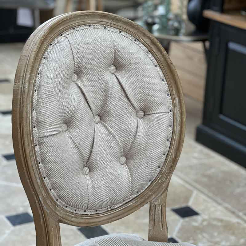 Chaise Capitonnée Médaillon En Chêne - Lin Beige - 50x97x50 Cm - Parfaite Pour Le Salon