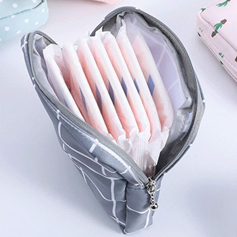 Lot de 5 pochettes de rangement étanche pour serviettes hygiéniques et – La  Maison du Bambou