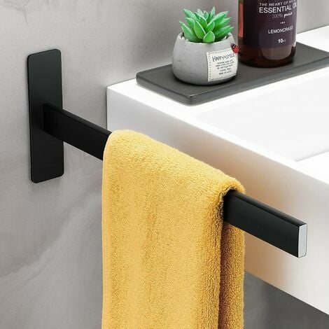 Un porte-serviette à fixer sans percer votre mur