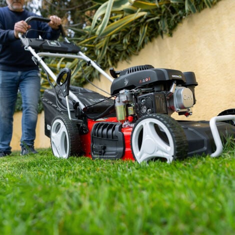 Rasenmäher Benzin 150cc 4hp, Elektrostart 4-Takt-Selbstfahrer, 460mm zweischneidiges Stahlmesser 18" einstellbare, Schnitthöhe und 55L Korbvolumen - Greencut GLM770XE