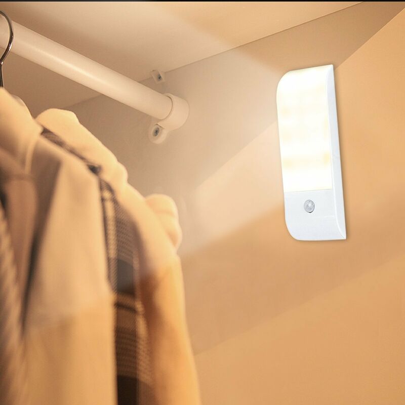 Veilleuse LED Automatique[Lot de 4],12 LED Lampe Nuit Placard Rechargeable  USB avec Détecteur Mouvement& Capteur de Lumière,3 Modes (Auto/On/Off) avec  Aimanté Adhésive,pour Escaliers,Armoires,Couloir : : Bricolage