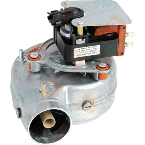 Elm Leblanc – Extracteur à vitesse variable – Puissance 2000W – Pour chaudières à condensation – Installation par professionnel recommandée - 87167722920