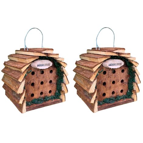 Wooden Hanging Ladybird House (Set of 2) (1/5)