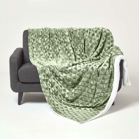 HOMESCAPES Sage Green Geometric Triangle Velvet Throw 130 x 160 cm
