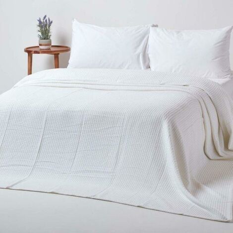 HOMESCAPES Organic Cotton Waffle Blanket/ Throw White, 228 x 228 cm