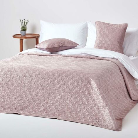 HOMESCAPES Luxury Dusky Pink Quilted Velvet Bedspread Geometric Pattern 'Eternity Ring' Throw, 200 x 200 cm - Dusky Pink