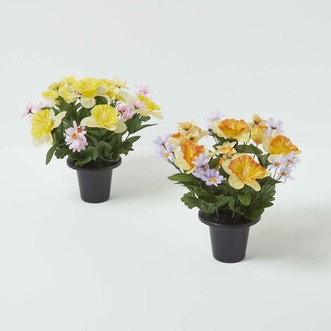 HOMESCAPES Set of 2 Daisy & Daffodil Artificial Flowers in Grave Pot (1/5)