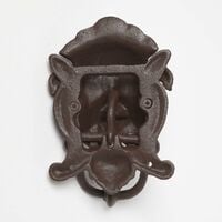 HOMESCAPES Brown Cast Iron Lion Head Traditional Door Knocker - Brown - Brown