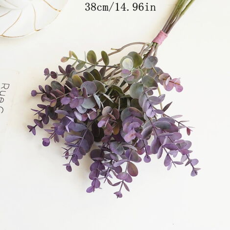 Oeufs de Pâques et fleurs de printemps Fleurs de pommier sur fond de nature floue | Photo Premium