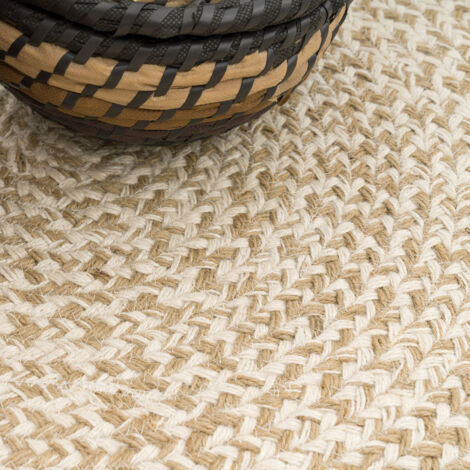 Tapis frangé à motifs ethniques - Le blog déco