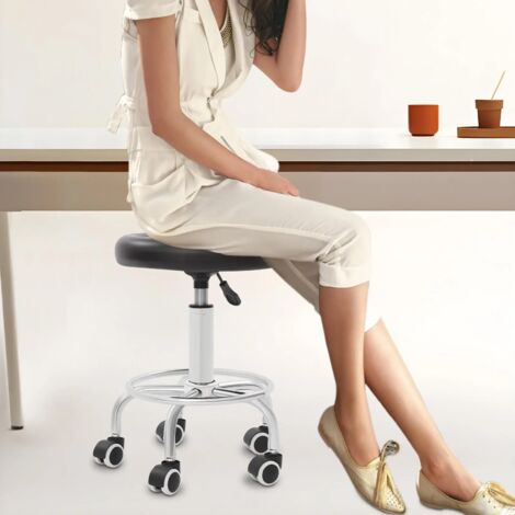 Tabouret à roulettes noir avec dossier pivotable à 360