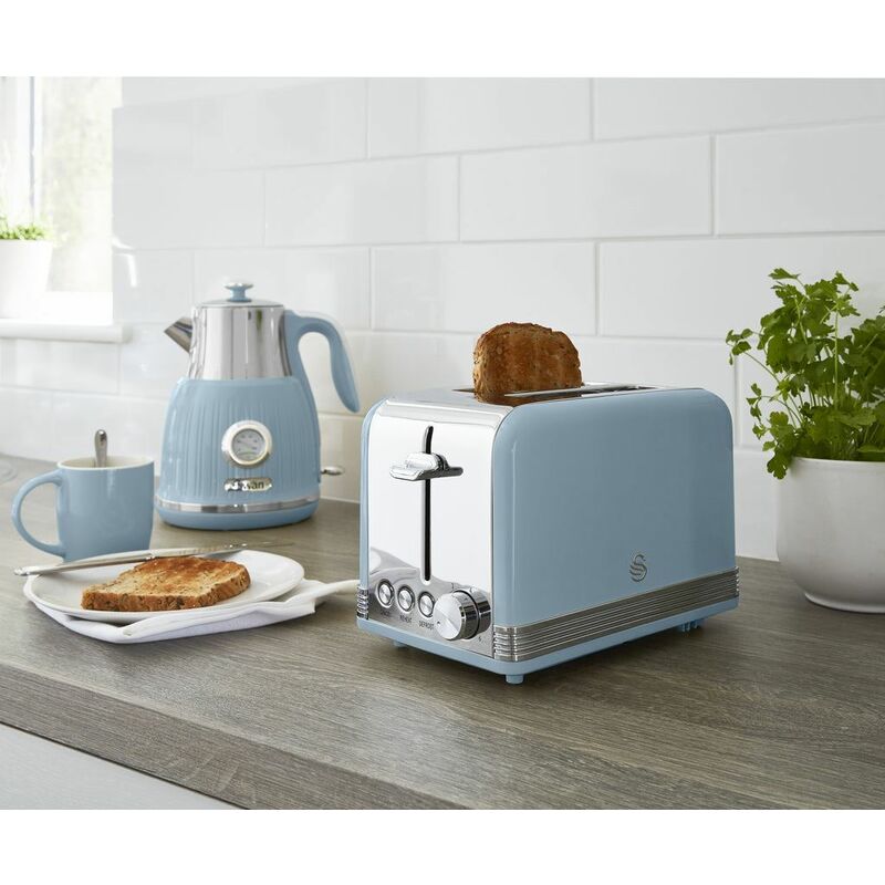 Swan Retro Dome Cordless Kettle & 2 Slice Toaster