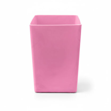 Pot à réserve d'eau carré 109L – Polyéthylène haute densité – Résistant aux chocs – Dimensions 45x67x45 cm – 100% recyclable – Plast'Up Rotomoulage