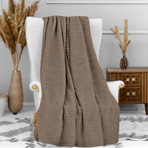 Plaid microfibre 120x160 cm COCOONING taupe, par Soleil d'Ocre