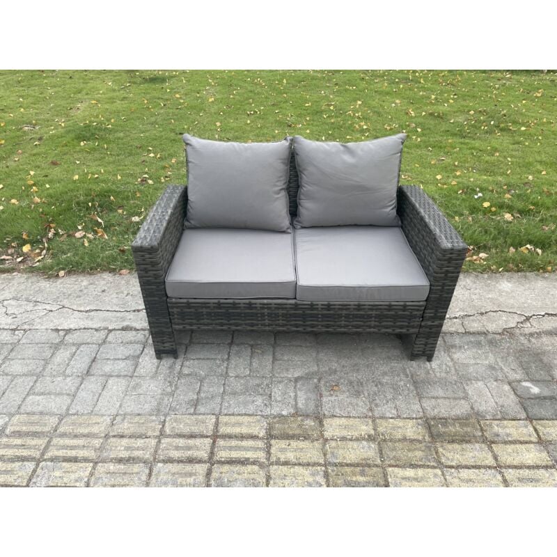 2 seater love seat outdoor