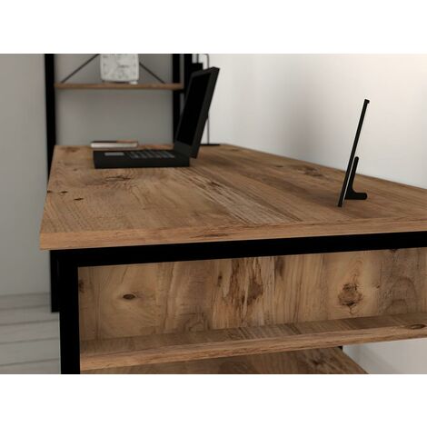 Mon espace bureau de style industriel (noir et bois brut)