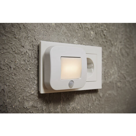 LEDVANCE Luce notturna LED, LUNETTA® Hall Sensor / 0,70 W, 220…240 V,  Ampiezza fascio