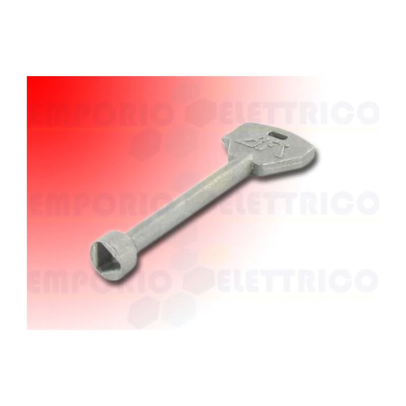 Llave triangular BFT CLS (modelo largo 82mm)