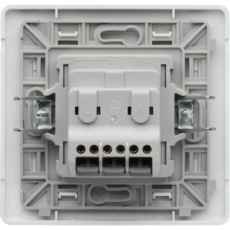 Presa Doppia Con Prolunga 10A-250V TT Laterale Di Colore Bianco Famatel 87106167