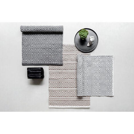 WENKO Badematte Turpan, Badvorleger aus recycelten PET Flaschen, 50 x 80 cm, Grau, Polyester schwarz  weiß