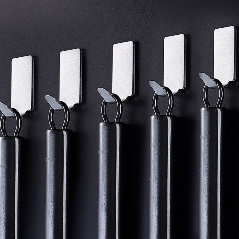 4 Selbstklebende Edelstahl-Haken – Gebürstetes Nickel, Max. 6,8 Kg Tragkraft, Für Glatte Oberflächen