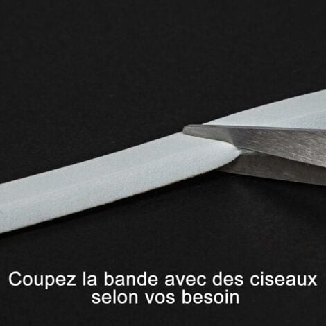 Joint Adhésif pour Porte entrée Fenêtre, Joint Isolant en Mousse Caoutchouc 2 Rouleaux 12mm x 6mm x 4m Total 8m, Joint Isolation du Froid Bruit, Antichoc Proctection Mur Poignée, Blanc