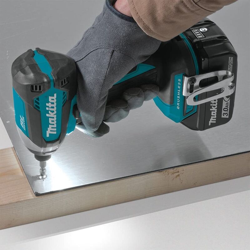 MAKITA DTD153Z 18v Impact driver 1/4 
