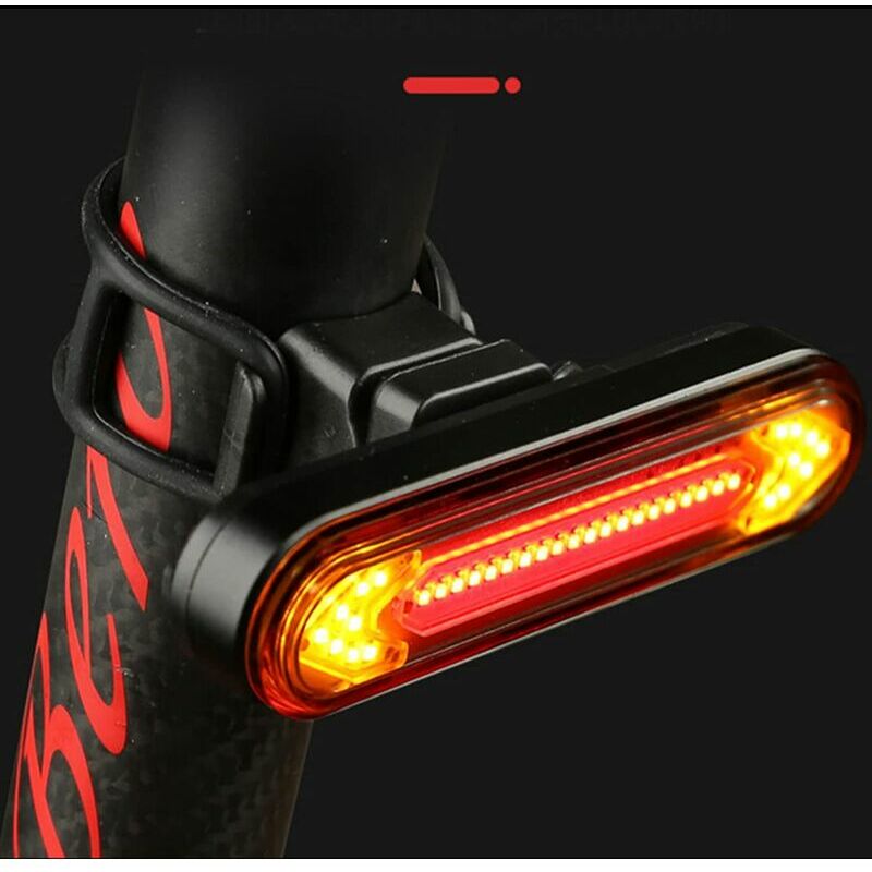 Luz trasera para bicicleta recargable por USB, 4 modos de iluminación LED, intermitente impermeable ajustable de 45 ° con Control remoto para bicicleta de carreras de montaña