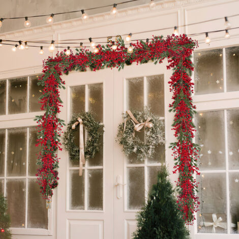 Qaailabf Guirlandes Suspendues Décoratives En Rotin Artificiel De Noël Avec Baies Rouges Pour Cheminée Murale Intérieure Extérieure