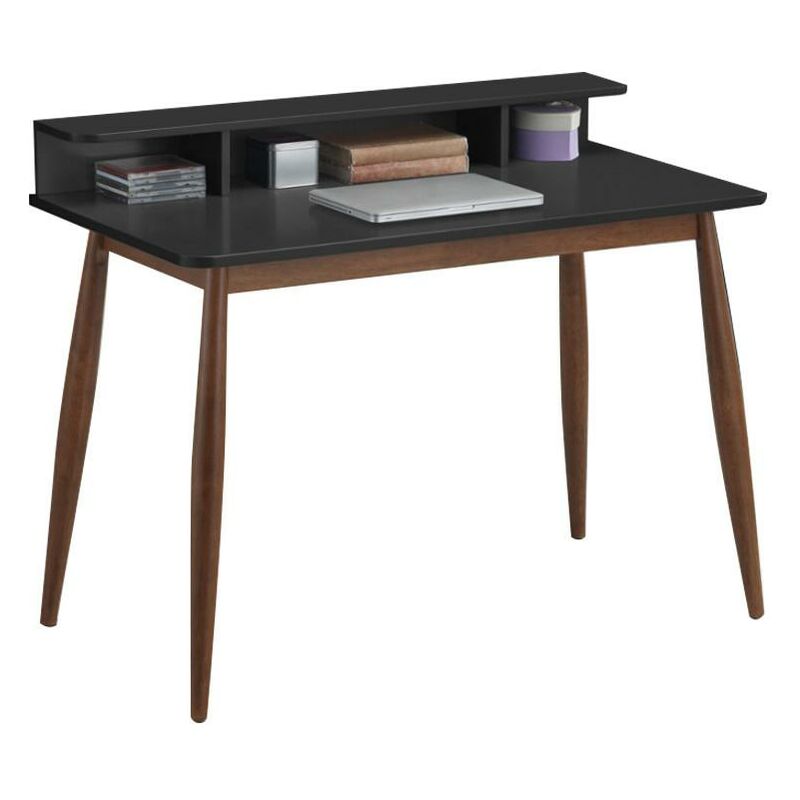 Diseño a medida de un escritorio con tableros de hevea