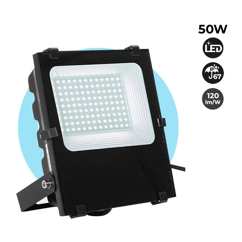 Foco proyector LED 50W luz fría con batería recargable