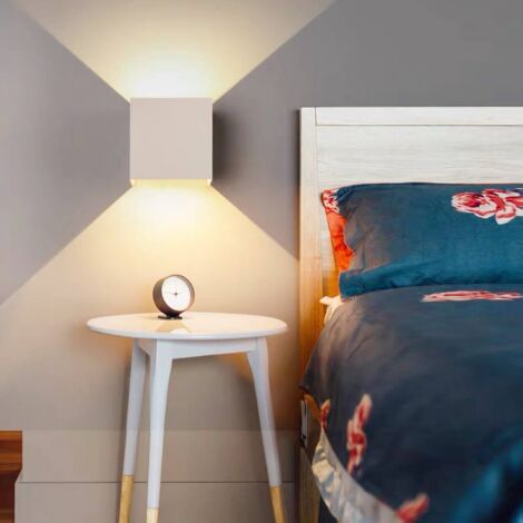 Aplique De Pared "KURTIN" 6W Apertura De Luz Regulable - Blanco