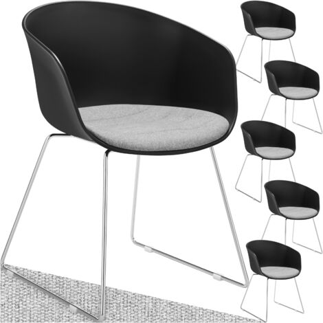 Lot 6 Fauteuils rembourrés avec accoudoirs en plastique noir/chrome (1/5)