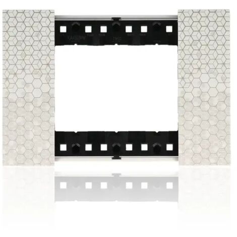 Placca Bticino Living Now 3 moduli colore Pixel KA4803MW