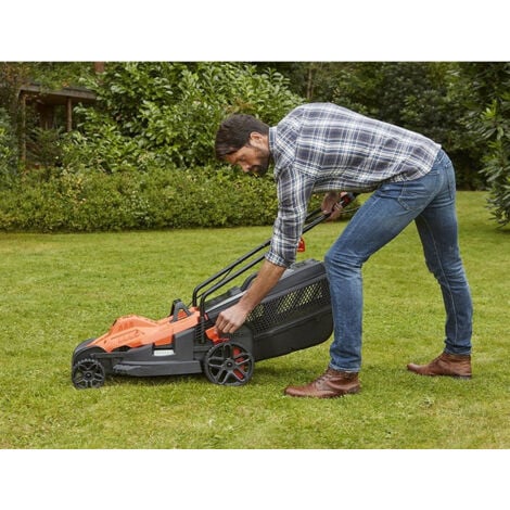 Black & Decker Elettrico Tagliaerba con regolazione dell'altezza di taglio, manico regolabile in altezza ripiegabile 18