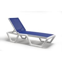 Transat sur roulettes VELA blanc – Technopolymères renforcés – 5 positions d'assise – Empilable et résistant au soleil et à l'eau – Scab Design