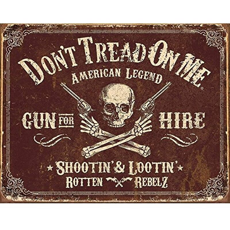 Plaque métallique Rectangulaire Gun for Hire 40.5 x 31.5 cm