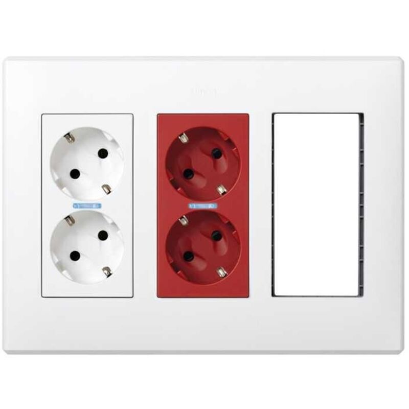 Scatola combinata FV a 4 stringhe con interruttori automatici 4*10A per sistema solare | ECO