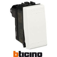 Interruttore light 1p 16a sn4001 ticino