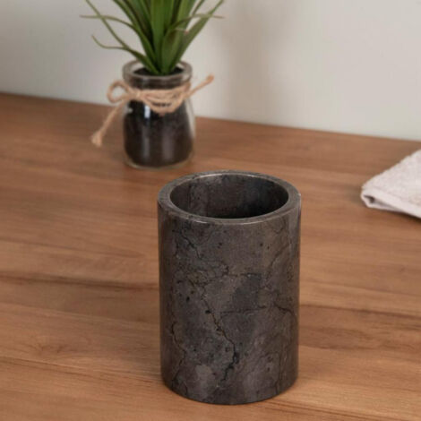 Vaso de mármol negro (1/3)