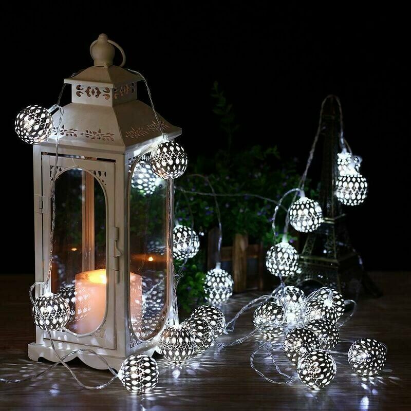 Luces de cadena LED para interiores 3M 20 Luces de cadena alimentadas por LED con bolas de plata marroquíes Lámpara oriental blanca Luces de Navidad con control remoto para decoración de bodas