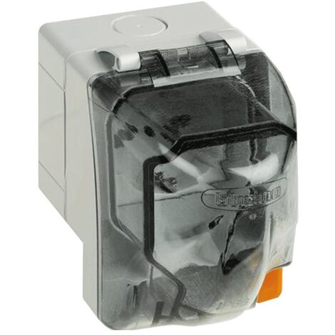 Bticino contenitore per prese Matix IP66 26066