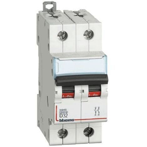 Interruttore magnetotermico Bticino 2P 32A 6kA tipo D 2 moduli FN82D32