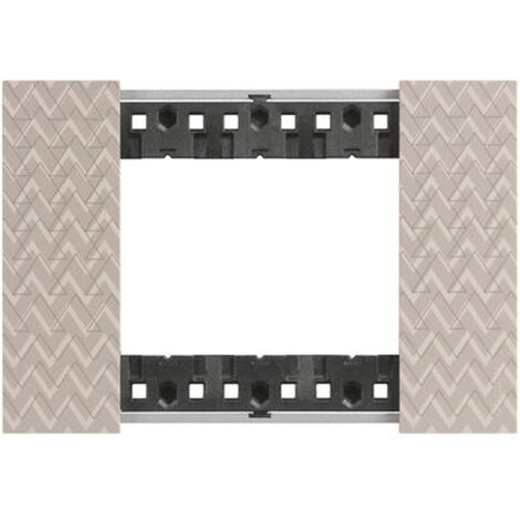Placca Bticino Living Now 3 moduli colore optic KA4803MM