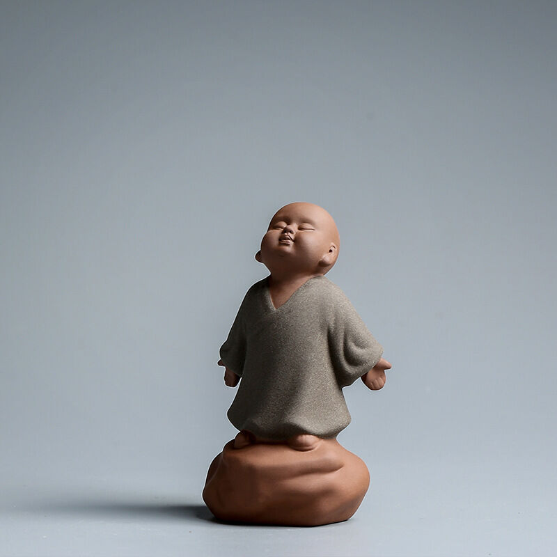 Statue de Bouddha en céramique - Décoration de bébé Bouddha mignon - Petit  Bouddha mignon - Sculpture créative pour bébé - Ornements de poupées -  Cadeau classique délicat - Accessoires de thé (vert) : : Maison