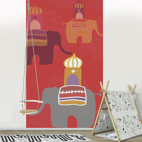 Papier peint intissé rouge avec éléphants d'Asie, 250 cm X 150 cm, décor traditionnel, illustration ornementale. (1/2)
