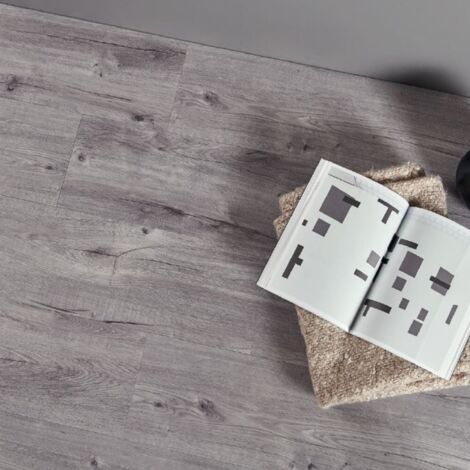 Gerflor – Lame de sol PVC clipsable effet bois aubin – Sous couche intégrée – Surface 2.00 m² – Réduction bruit impact 19 dB – Pose sur carrelage